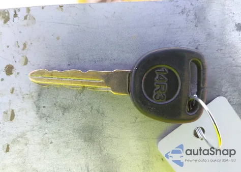 2004 Chevrolet Silverado 1500 Work Truck z USA, uszkodzony, nr VIN 1GCEC14V24Z245067